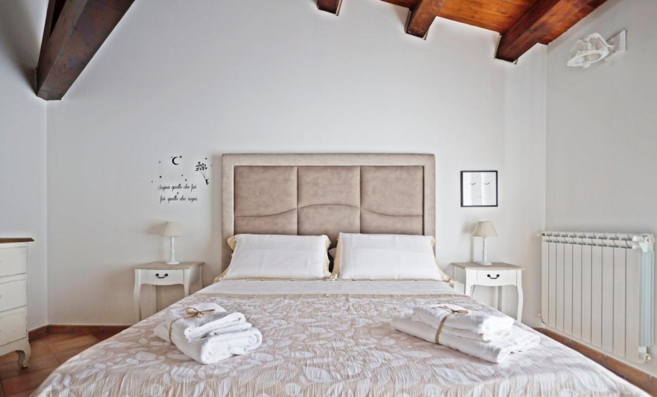La Casa Di Filippo Appartement Palermo Buitenkant foto